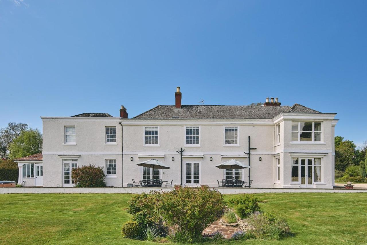فيلا ابتون أوبون سفيرنفي Equestrian Manor المظهر الخارجي الصورة