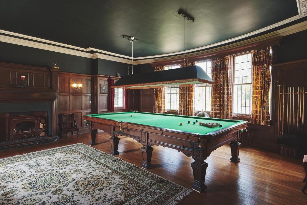 فيلا ابتون أوبون سفيرنفي Equestrian Manor المظهر الخارجي الصورة